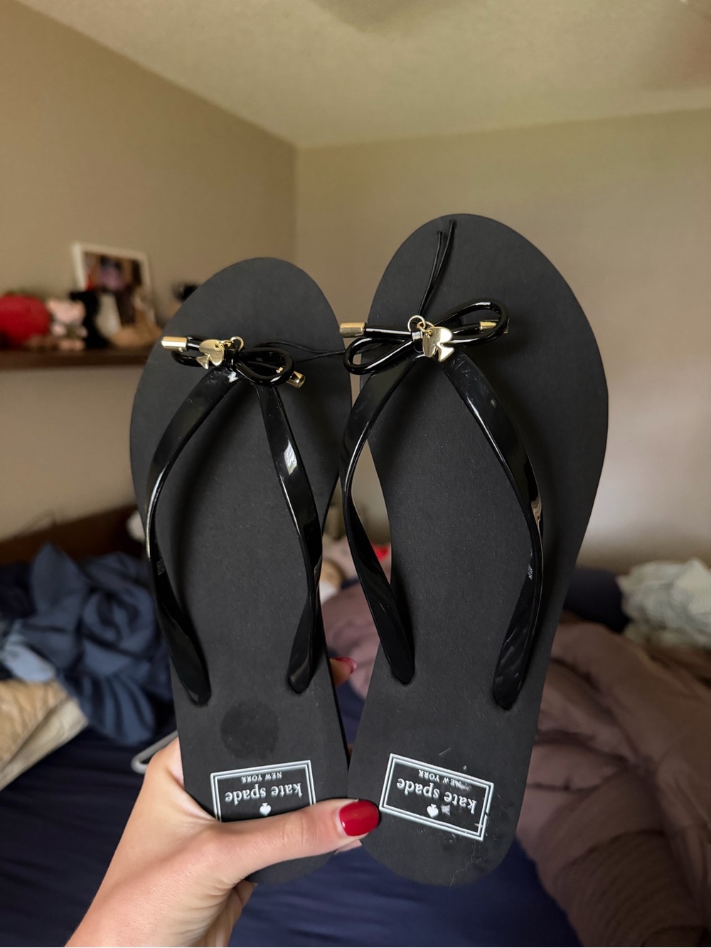 kate spade Black Patent Bow Flip Flop Sandals with Gold Heart Accent, W9-10
